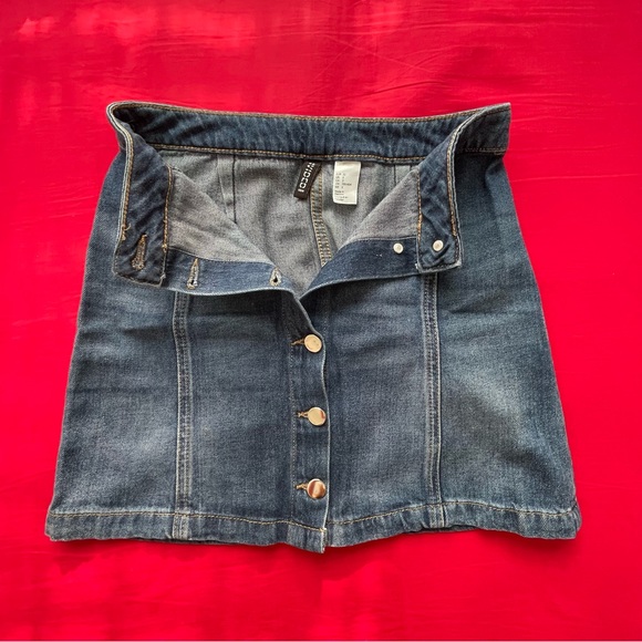 H&M Denim Mini Skirt US 2 - Picture 2 of 6